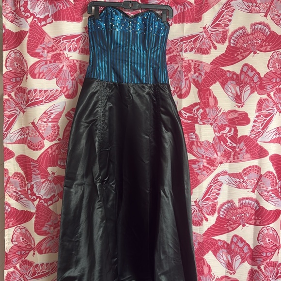 Dresses & Skirts - Corset Dress